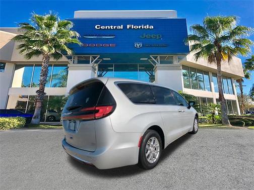 2026 Chrysler Pacifica L