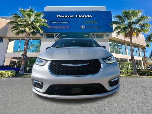 2026 Chrysler Pacifica L