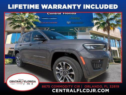 Baltic Gray Metallic Clearcoat 2025 Jeep Grand Cherokee Overland