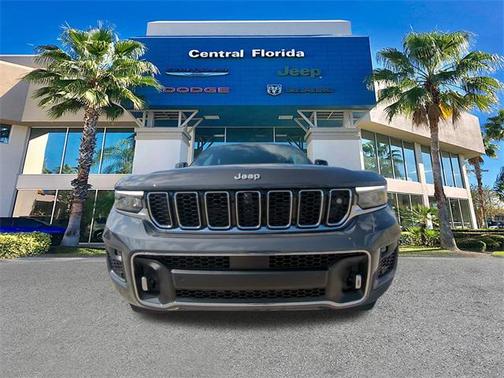 2025 Jeep Grand Cherokee Overland
