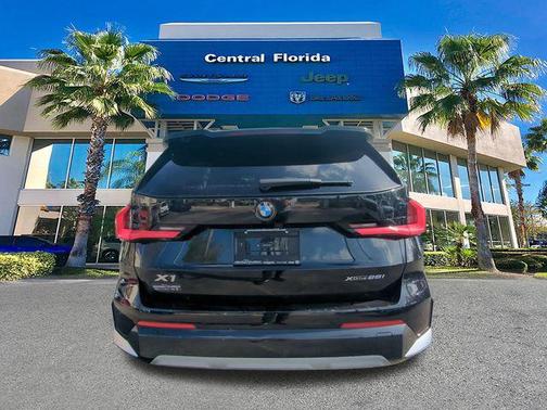 2025 BMW X1 xDrive28i