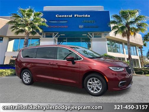 2023 Chrysler Pacifica Touring L
