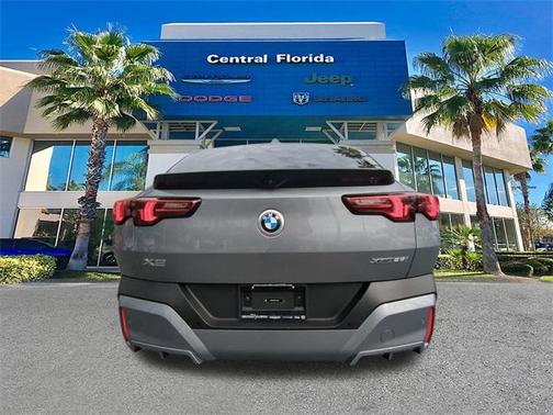2025 BMW X2 xDrive28i