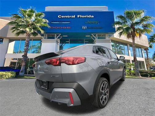 2025 BMW X2 xDrive28i