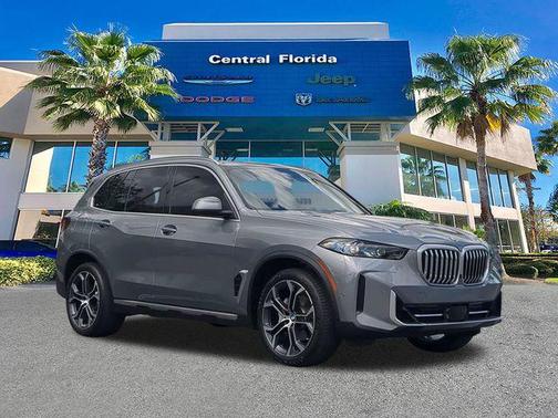 Gray Metallic 2024 BMW X5 sDrive40i