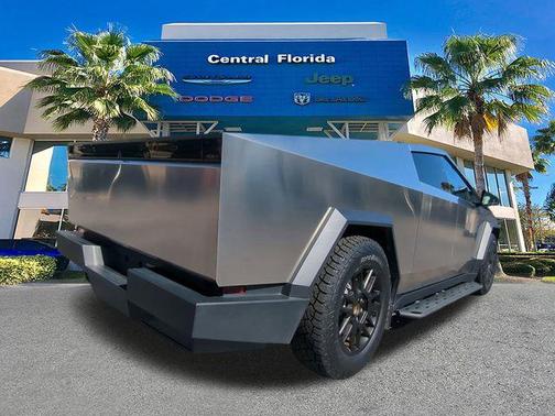 2025 Tesla Cybertruck All-Wheel Drive