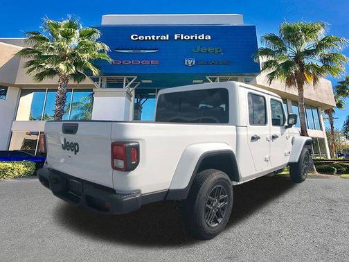 2026 Jeep Gladiator Sport S