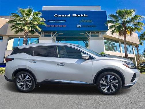 2023 Nissan Murano SL FWD