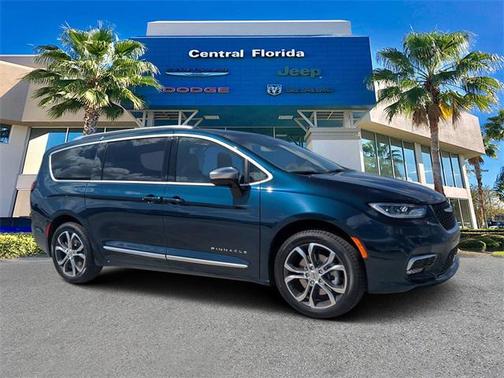 2025 Chrysler Pacifica L