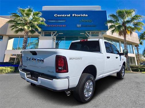 2025 RAM 2500 Big Horn Crew Cab 4x4 6'4' Box