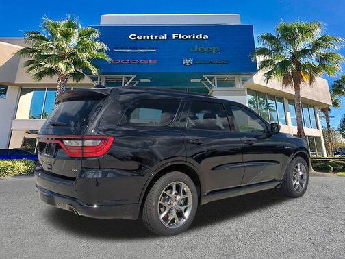 Black Clearcoat 2026 Dodge Durango GT Premium AWD HEMI V8