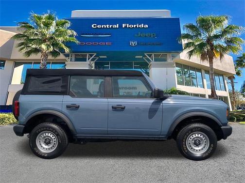 2023 Ford Bronco Base