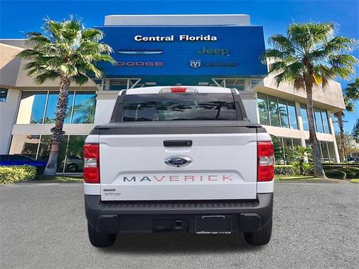 2024 Ford Maverick XL