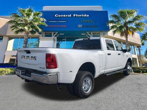 Bright White Clearcoat 2027 RAM 3500 Tradesman