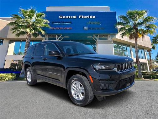 2025 Jeep Grand Cherokee Laredo