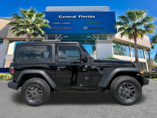 Black Clearcoat 2026 Jeep Wrangler Sport