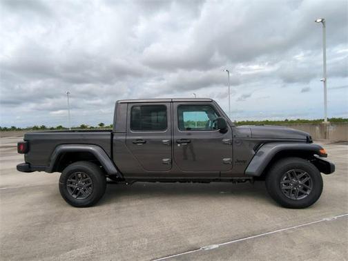 2025 Jeep Gladiator Sport S