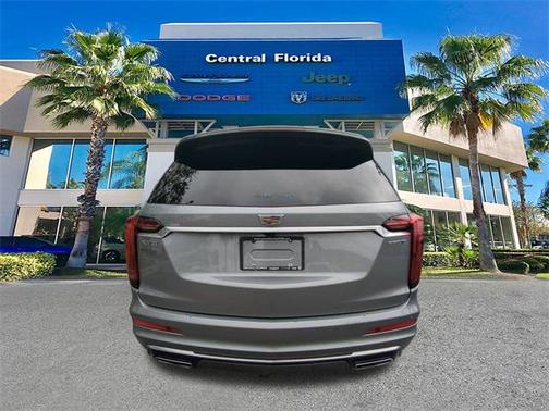2023 Cadillac XT6 Luxury FWD