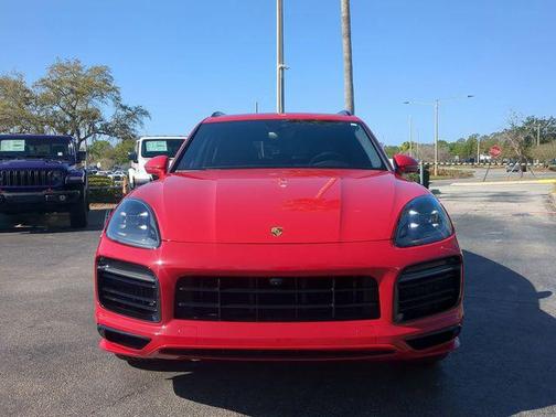 2021 Porsche Cayenne GTS
