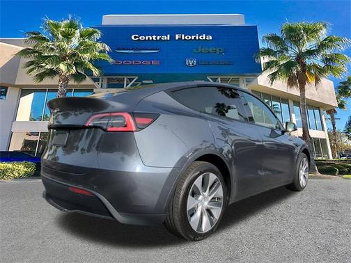 2021 Tesla Model Y Standard Range Rear-Wheel Drive