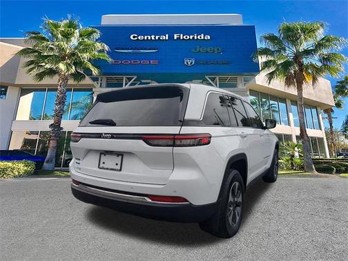 2023 Jeep Grand Cherokee 4xe Base