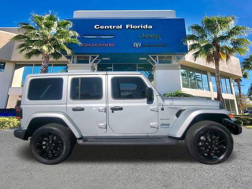 2022 Jeep Wrangler Unlimited 4xe Sahara