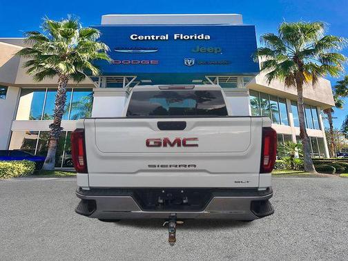 Summit White 2024 GMC Sierra 1500 SLT
