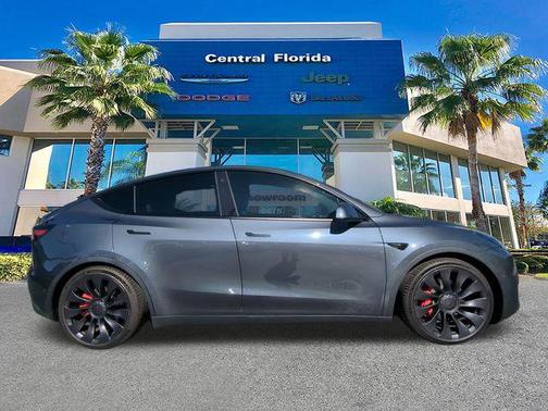 2022 Tesla Model Y Performance Dual Motor All-Wheel Drive