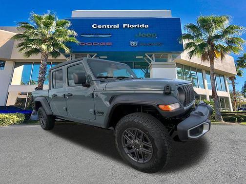 2026 Jeep Gladiator Sport S