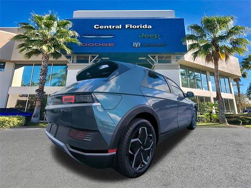 2024 Hyundai IONIQ 5 SE