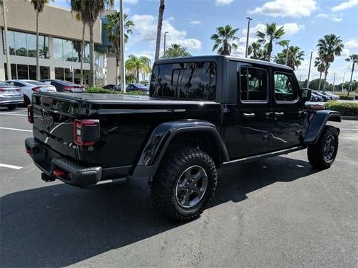 Photo 4 of 34 of 2020 Jeep Gladiator Rubicon