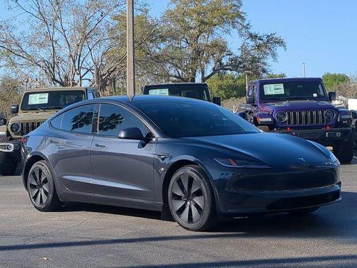 2025 Tesla Model 3 Long Range
