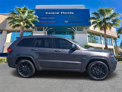 2021 Jeep Grand Cherokee Laredo