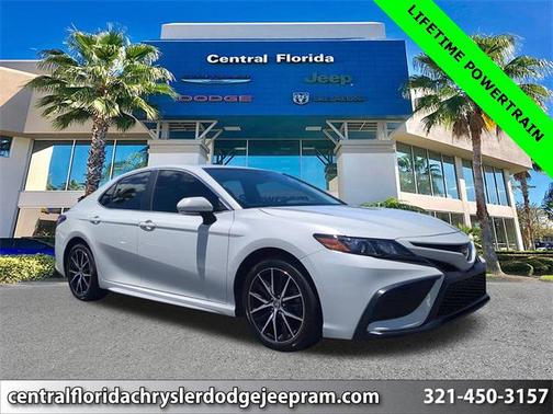 2023 Toyota Camry SE