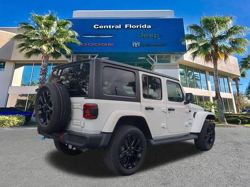 Bright White Clearcoat 2023 Jeep Wrangler 4xe Sahara