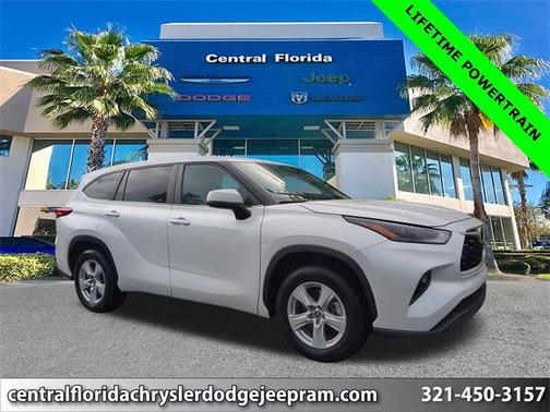 2023 Toyota Highlander LE