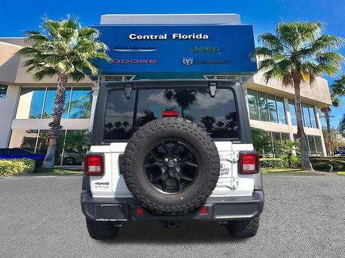 Bright White Clearcoat 2025 Jeep Wrangler 4xe Willys