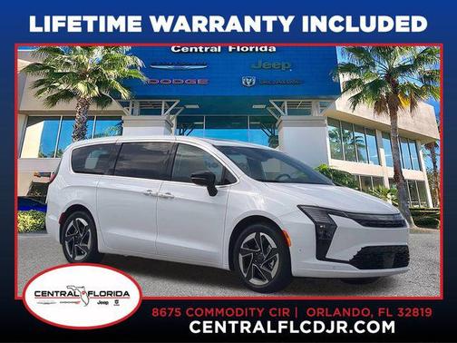 White 2027 Chrysler Pacifica Limited