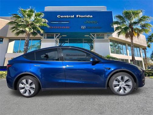 2023 Tesla Model Y Long Range Dual Motor All-Wheel Drive