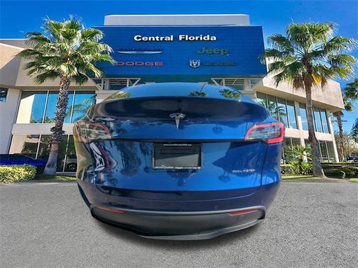 2023 Tesla Model Y Long Range Dual Motor All-Wheel Drive