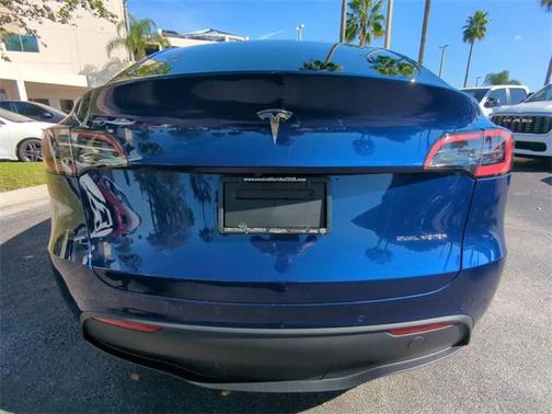 2023 Tesla Model Y Long Range Dual Motor All-Wheel Drive