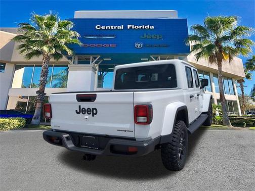 2025 Jeep Gladiator High Tide