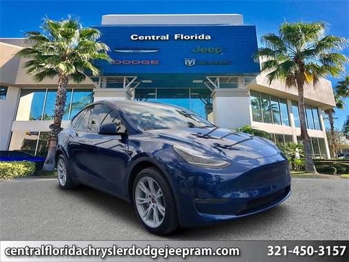 2022 Tesla Model Y Long Range Dual Motor All-Wheel Drive