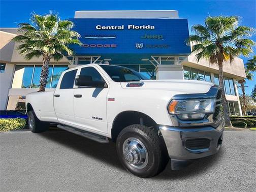 2020 RAM 3500 Tradesman Crew Cab 4x4 8' Box