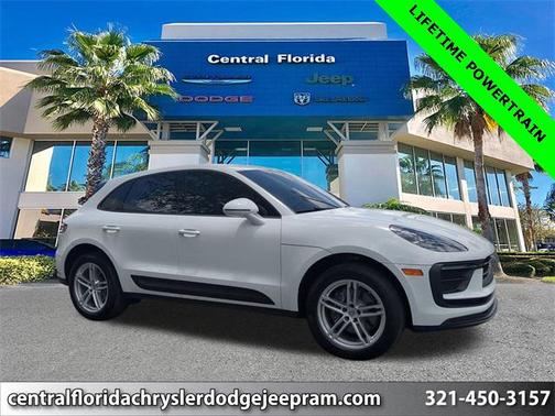 2022 Porsche Macan Base