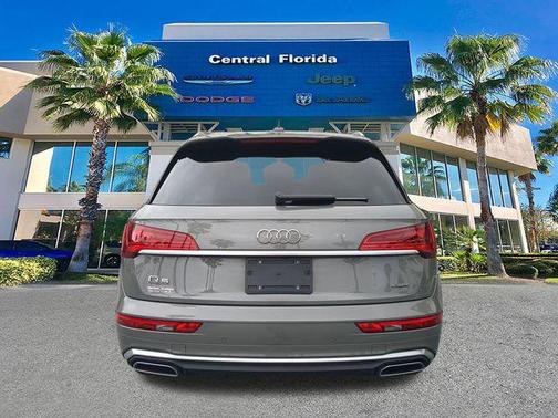 Chronos Gray Metallic 2023 Audi Q5 45 S line Premium Plus