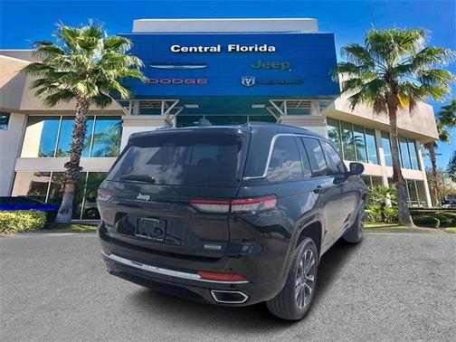 2025 Jeep Grand Cherokee Overland