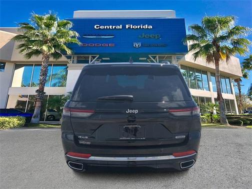 2025 Jeep Grand Cherokee Overland