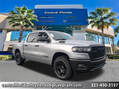2025 RAM 1500 Warlock Crew Cab 4x4 5'7' Box