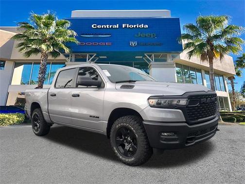 2025 RAM 1500 Warlock Crew Cab 4x4 5'7' Box